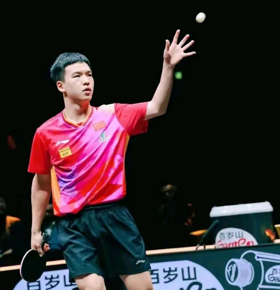 万欧签下巴 万欧签下巴