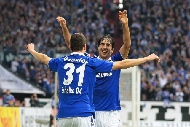 织架构上为 织架构上为