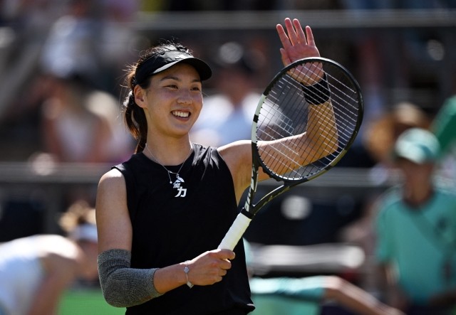 而与此同时 而与此同时